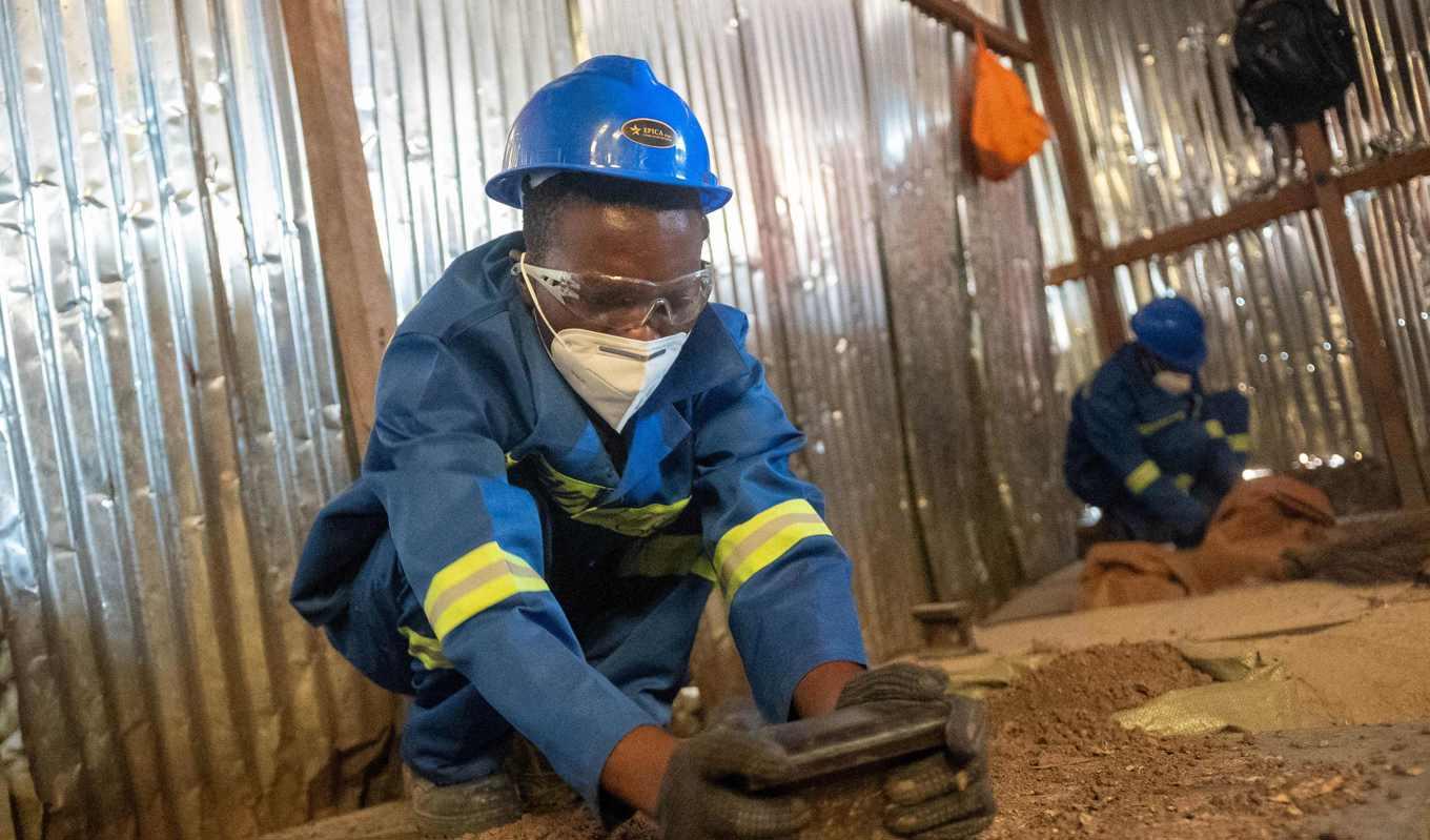 Gruvarbetare vid en koppar- och koboltgruva i sydöstra Kongo-Kinshasa. Arkivbild. Foto: Emmet Livingstone/AFP/TT
