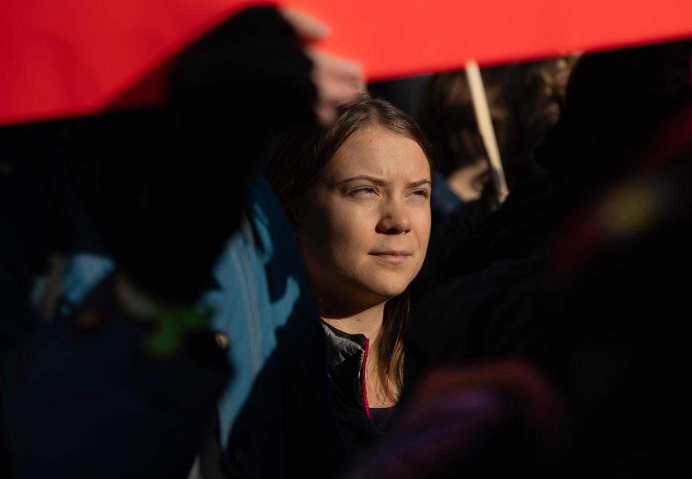 Klimataktivisten Greta Thunberg ställs inför en domstol i London på onsdagen. Foto: Peter Dejong/AP/TT