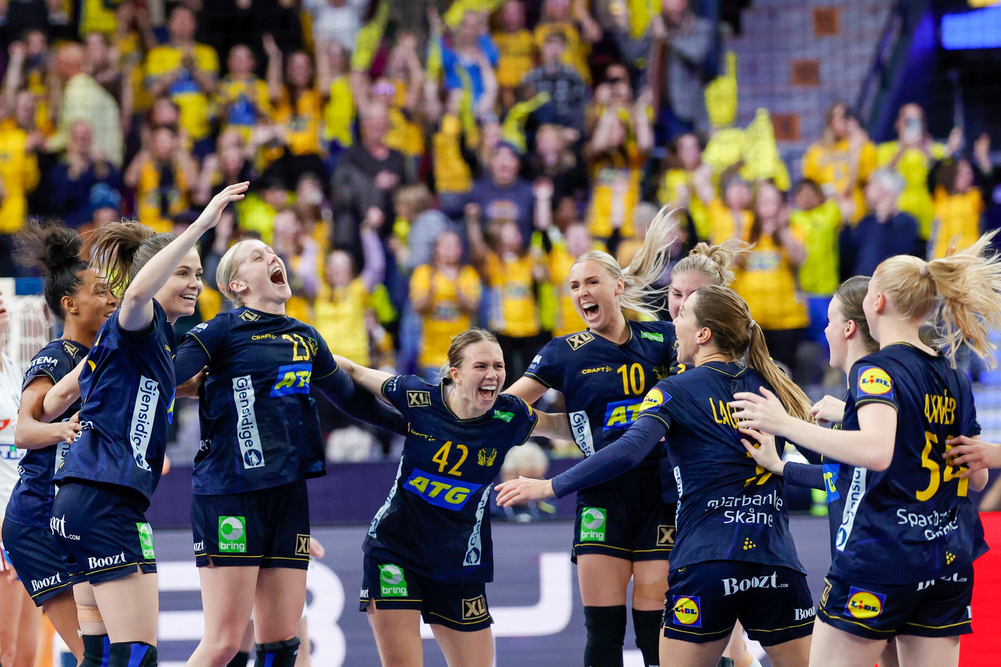 I matchen mot Ungern sattes nytt publikrekord för damhandboll i Sverige. 10 561 åskådare – många i gula tröjor – skapade fantastisk stämning i Scandinavium. Adam Ihse/TT