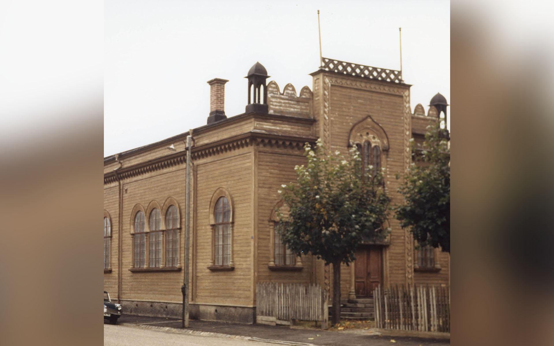 Synagogan i Karlstad, riven 1961. Foto: Judiska museets samlingar