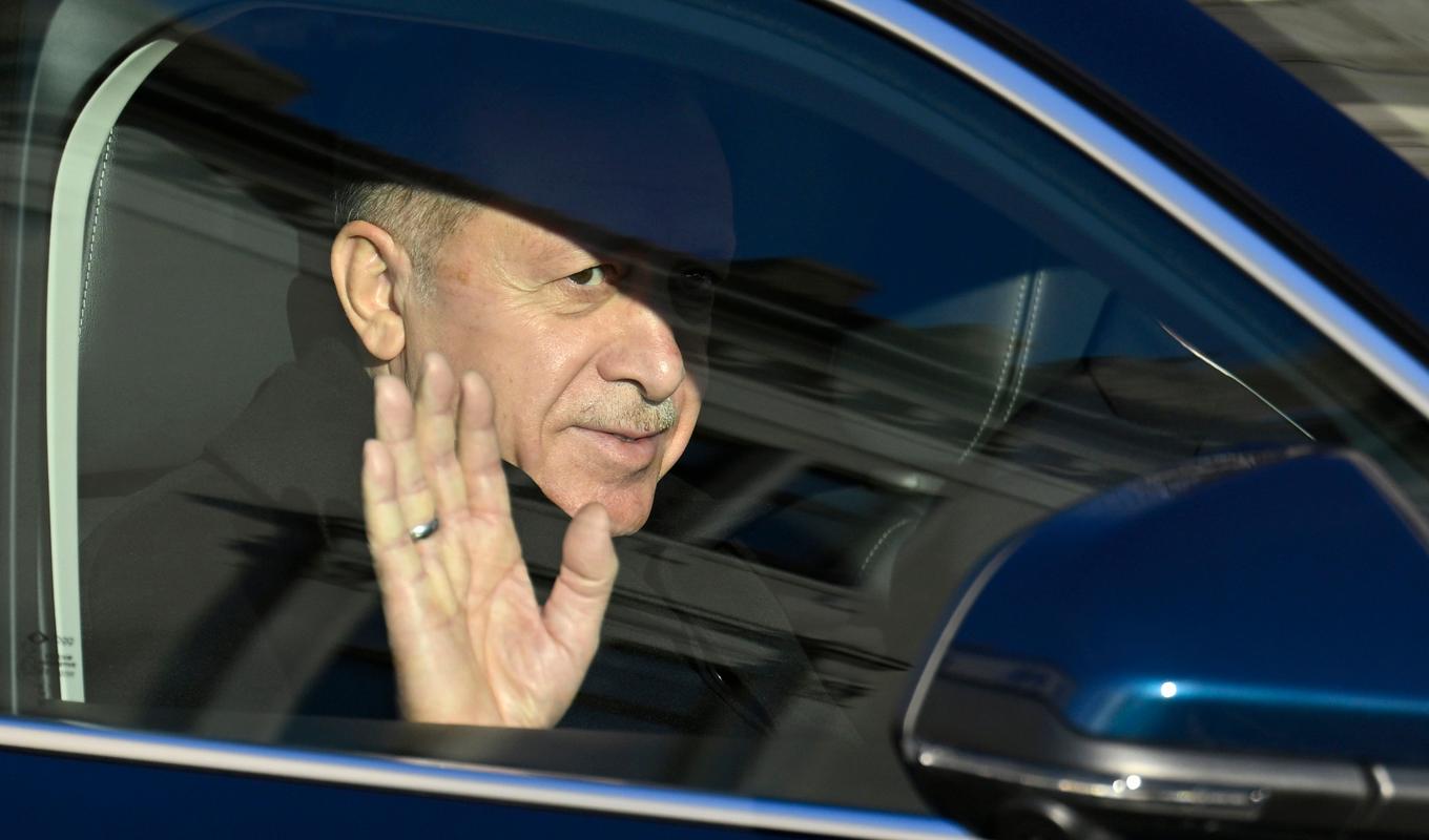 Turkiets president Recep Tayyip Erdogan säger att det pågår "en lömsk operation och sabotageförsök" mot landet. Arkivbild. Foto: Denes Erdos/AP/TT
