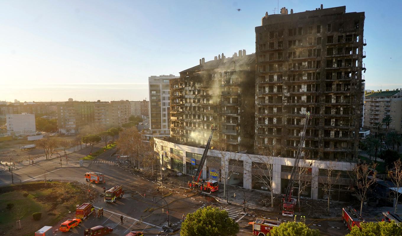 Branden i Valencia förstörde två höghus med sammanlagt 138 lägenheter. Arkivbild. Foto: Alberto Saiz/AP/TT