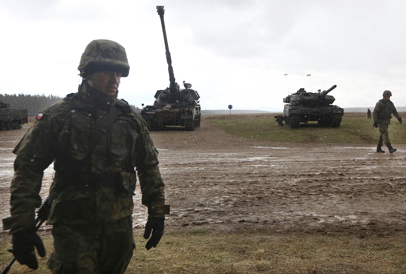 Polska soldater i samband med en Natoövning i nordöstra Polen. Arkivbild. Foto: Czarek Sokolowski/AP/TT