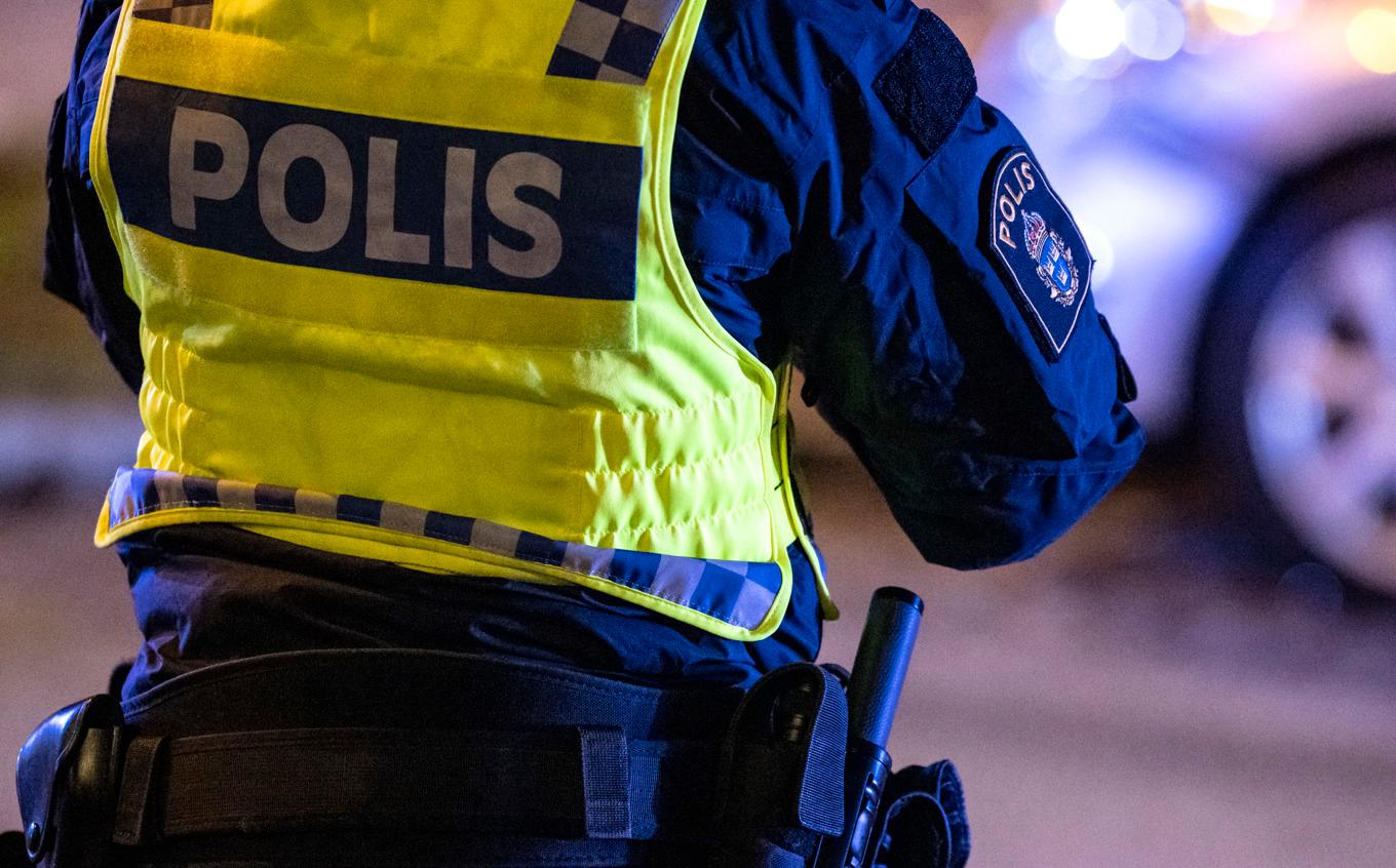 Polisen har spärrat av ett område i Frölunda efter att ett misstänkt farligt föremål hittats. Arkivbild. Foto: Johan Nilsson/TT