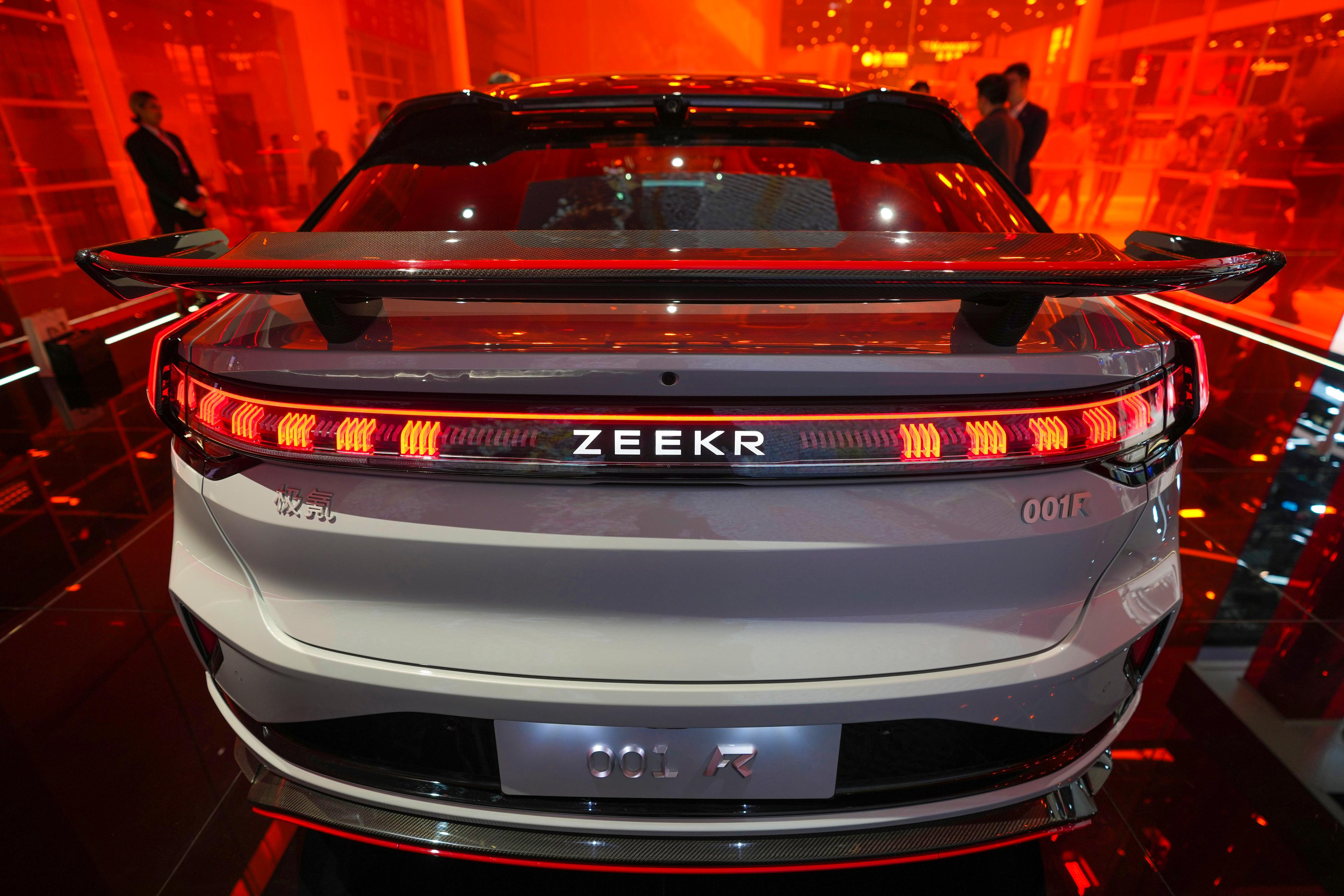 Kinesiska elbilsbolaget Zeekr – med samma ägare som Volvo Cars – är på väg mot notering på Wall Street. Arkivbild. Foto: Tatan Syuflana AP/TT