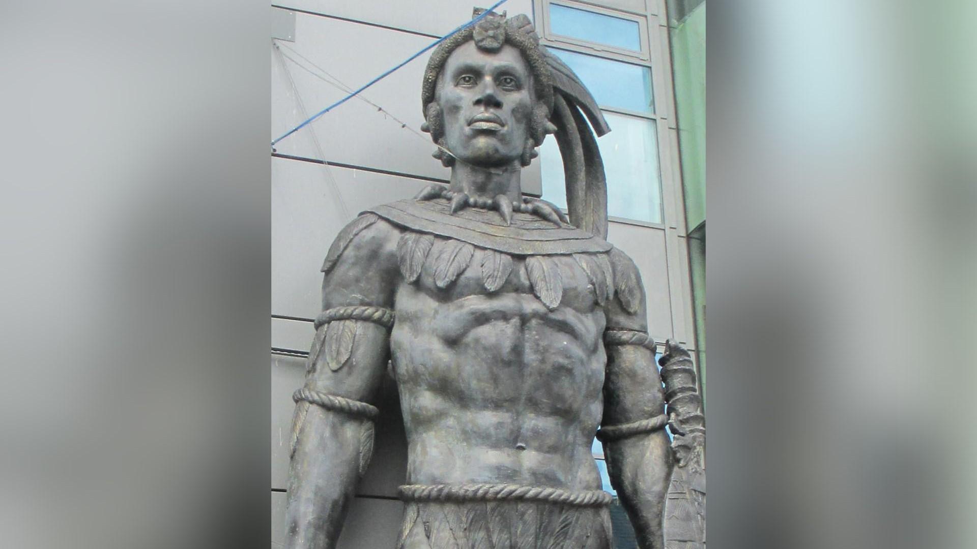 Staty i Camden, London, som ska föreställa Shaka Zulu. Shaka var en historisk person, men har även blivit en litterär gestalt. Foto: Public Domain