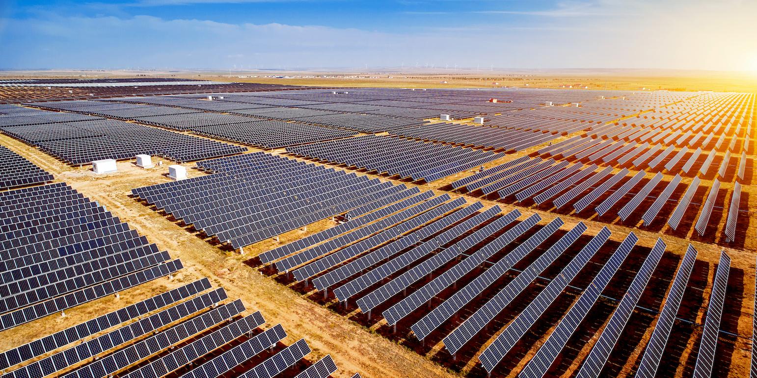 Överproduktion från solceller var nyligen nära att orsaka kollaps i Danmarks elnät. Foto: Shutterstock