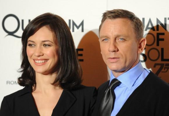 Ukrainska skådespelerskan Olga Kurylenko och den brittiske Daniel Craig medverkar i senaste Bondfilmen. (Foto: AFP/ Alberto Pizzoli
