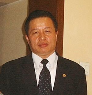 Advokat Gao Zhisheng dömdes till tre års villkorligt fängelse efter att ha skrivit tre öppna brev till Kinas ledare där han uppmärksammade människorättssituationen i landet. Bedömare anser att domen utformades för att tysta honom inför OS i Peking 2008.(Foto: Epoch Times)