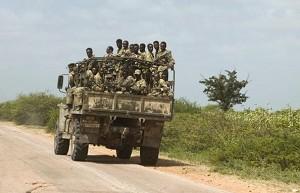 Etiopiska soldater på väg till Mogadishu. (Foto: Peter Delarue/AFP/Getty Images)