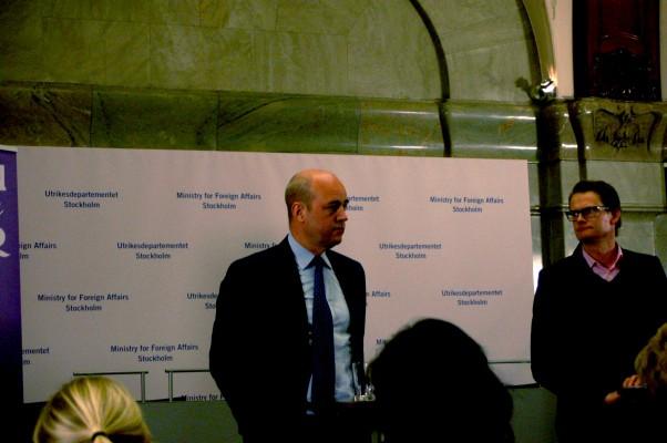 Statsminister Fredrik Reinfeldt håller pressmöte på UD, den 6 februari 2012. (Foto: Anne Hakosalo, Epoch Times Sverige)
