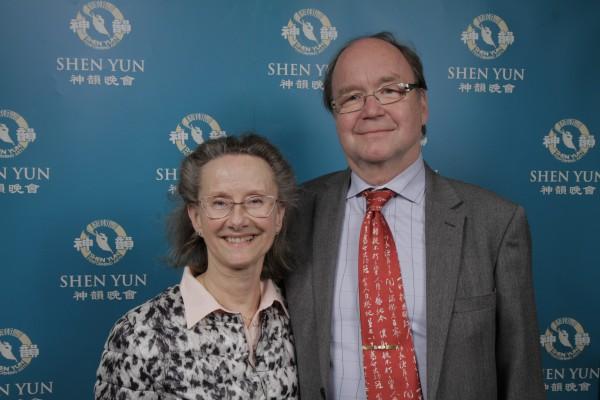 Susanne Saxlund med sin man Tyrgil Saxlund såg Shen Yun Performing Arts på Cirkus på påskdagen. (Foto: NTD Television)
