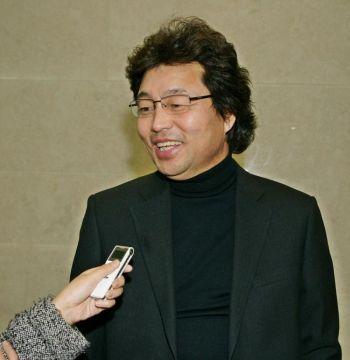 Den berömde sydkoreanske dirigenten Kim Nam Yun. (Epoch Times)