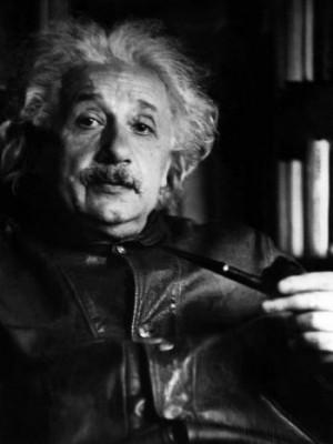 Albert Einstein på Princeton University i februari 1938. Einstein fick nobelpriset i fysik 1921. Hans fyra artiklar om relativitetsteorin anses ha förändrat vår syn på universum. (Foto: AFP/Getty Images )
