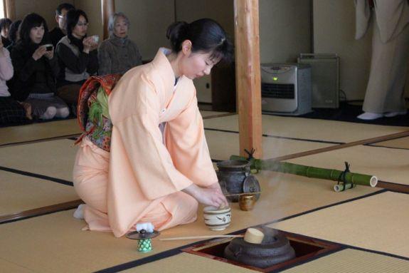 Traditionell krigarstil te-ceremoni, i Ueda Soko-stil (Foto: Tian Hui/Epoch Times)
