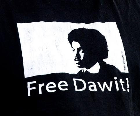 Den svenska medborgaren och journalisten Dawit Isaak har suttit fängslad utan rättegång i ett eritreanskt fängelse sedan 2001. På årsdagen uppmanar svenska mediers chefsredaktörer regeringen att agera för att få Isaak fri. Foto: Frankie Fouganthin