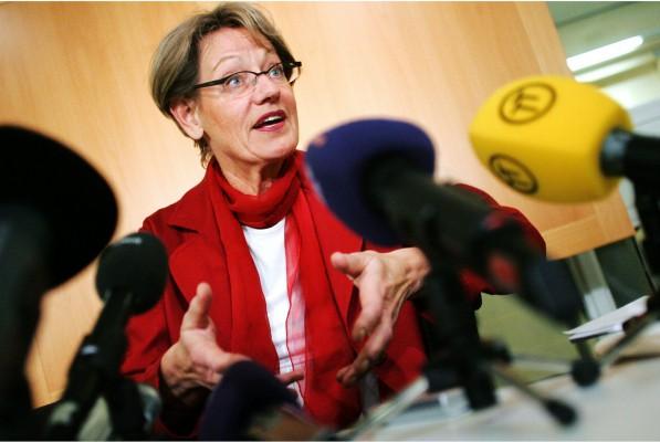 Under Investors stämma krävde FI:s talesperson Gudrun Schyman fler kvinnor på operativa poster. (Foto: AFP/ Sören Andersson)