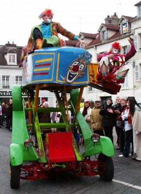 Clownbilen fanns med bland de cirka 1200 deltagarna i paraden. (Foton:Epoch Times/Hans Bengtsson).

