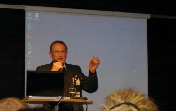 Percy Schmeiser från Kanada kom till Göteborg och varnade för GMO (Foto: Barbro Plogander)