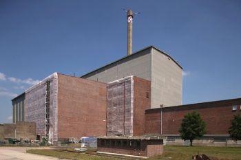 Det före detta kärnkraftverket Rheinsberg i Tyskland byggdes 1966 av den dåvarande kommunistiska östtyska regeringen och var i bruk fram till 1989. Under en 19-årsperiod håller man nu på att nedmontera det till en kostnad av 560 miljoner Euro. (Foto: Sean Gallup/Getty Images)