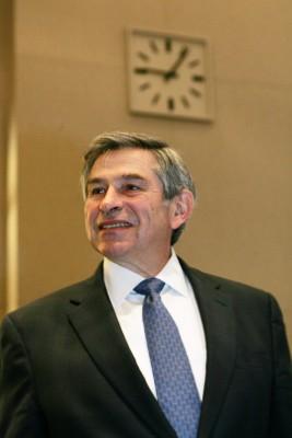 Världsbankens styrelse underkände på fredagsmorgonen Paul Wolfowitz agerande när han gav sin partner skyhög löneförhöjning utan att fått den godkänd av styrelsen. Partnern har nu fått annat arbete i utrikesdepartement. (Foto: AFP/ Tim Sloan)