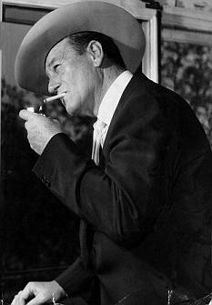 Kändisar som John Wayne betalades stora summor pengar för att göra reklam för rökning.