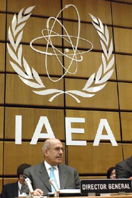 IAEA:s general direktör ElBaradei i styrelserummet, Wien, Österrike, 6 mars 2006. (Foto: IAEA.org Image Bank)
