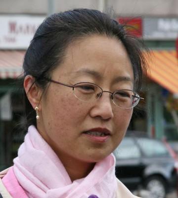 Lei Wang är en av de otaliga kineser som upplevt det kinesiska kommunistpartiets förföljelser och förtryck. Lei är bosatt i Sverige sedan 1991 och bedriver en akupunkturklinik Göteborg. (Pirjo Svensson/ Epoch Times Sverige)
