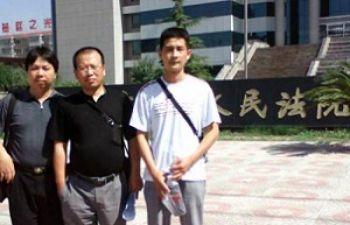 Den 24 juni tog representanter för offren för det melaminförgiftade mjölkpulvret sin sak till domstol i staden Shijiazhuang i norra Kina.