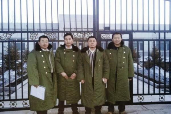 De kinesiska människorättsadvokaterna Jiang Tianyong, Tang Jitian, Wang Cheng och Zhang Junjie. (Foto: Med tillstånd av avdokaterna)
