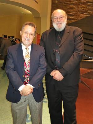 Jamie Nichol (vänster) och Lanny Glick var på Shen Yun Performing Arts föreställning den 25 februari i Nashville, USA. (Foto: Sally Sun/Epoch Times)