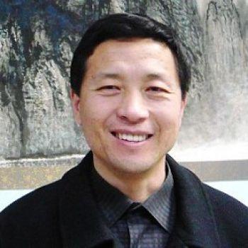 Människorättsadvokat Tang Jitian har fått sin advokatlicens indragen men han sade att man inte kan stoppa honom från att göra det som han borde göra som medlem i samhället (Foto: Sound of Hope)