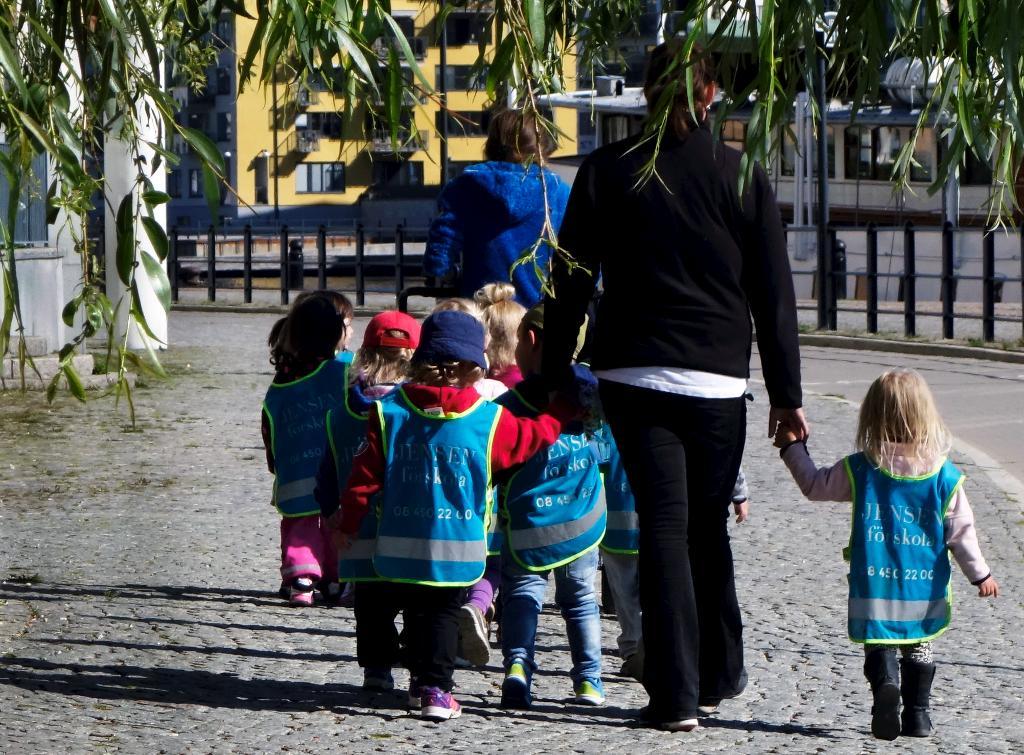 Förebyggande arbete i förskolan kan minska sjukfrånvaro med mer än 20 procent. (Foto: Hasse Holmberg / TT-arkivbild)