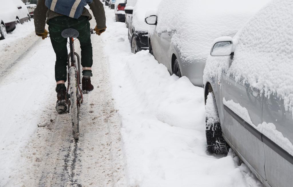 
Allt fler pendlare cyklar till jobbet, särskilt i större städer. Några håller ut även vintertid. Bilden togs i Oslo häromdagen. (Foto:Berit Roald / NTB)