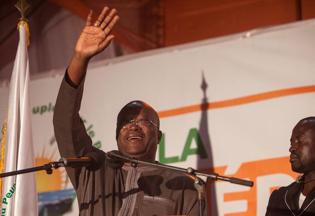 Roch Marc Christian Kaboré valdes till president i slutet av november förra året. (Foto: Theo Renaut /AP/TT-arkivbild)