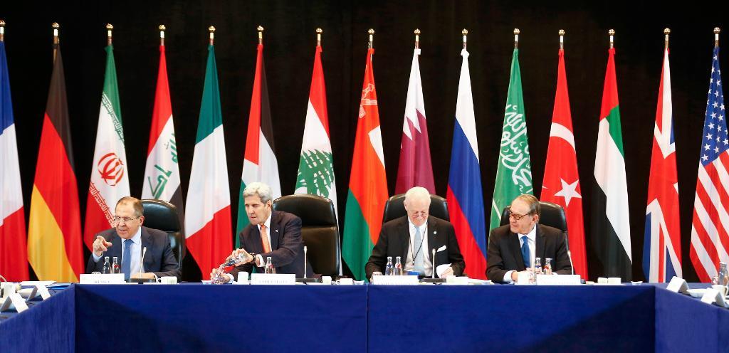 De 17 länderna vid toppmötet om kriget i Syrien kom fram till en överenskommelse.(Foto: Michael Dalder/AP/TT)