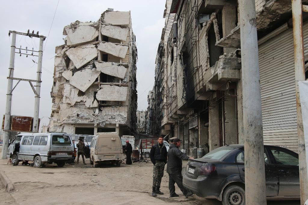 Förödelse i syriska Aleppo. (Foto: Alexander Kots/AP/TT)