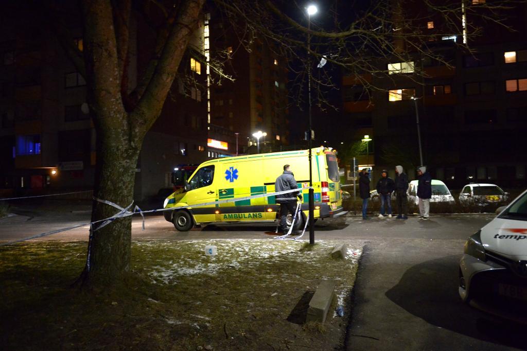 En kraftig explosion inträffade i en turkisk kulturförenings lokaler i Fittja sydväst om Stockholm. (Foto: Maja Suslin/TT)