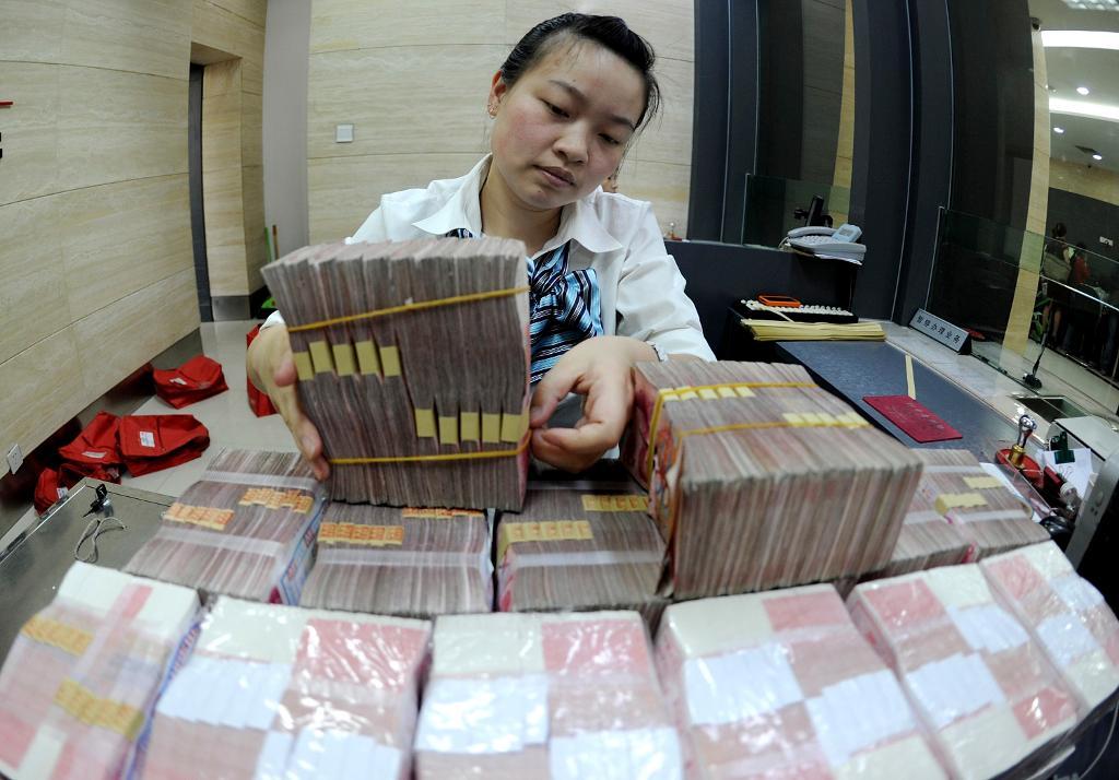Kina släpper loss mer pengar i banksystemet. (Foto: AP/TT-arkivbild)