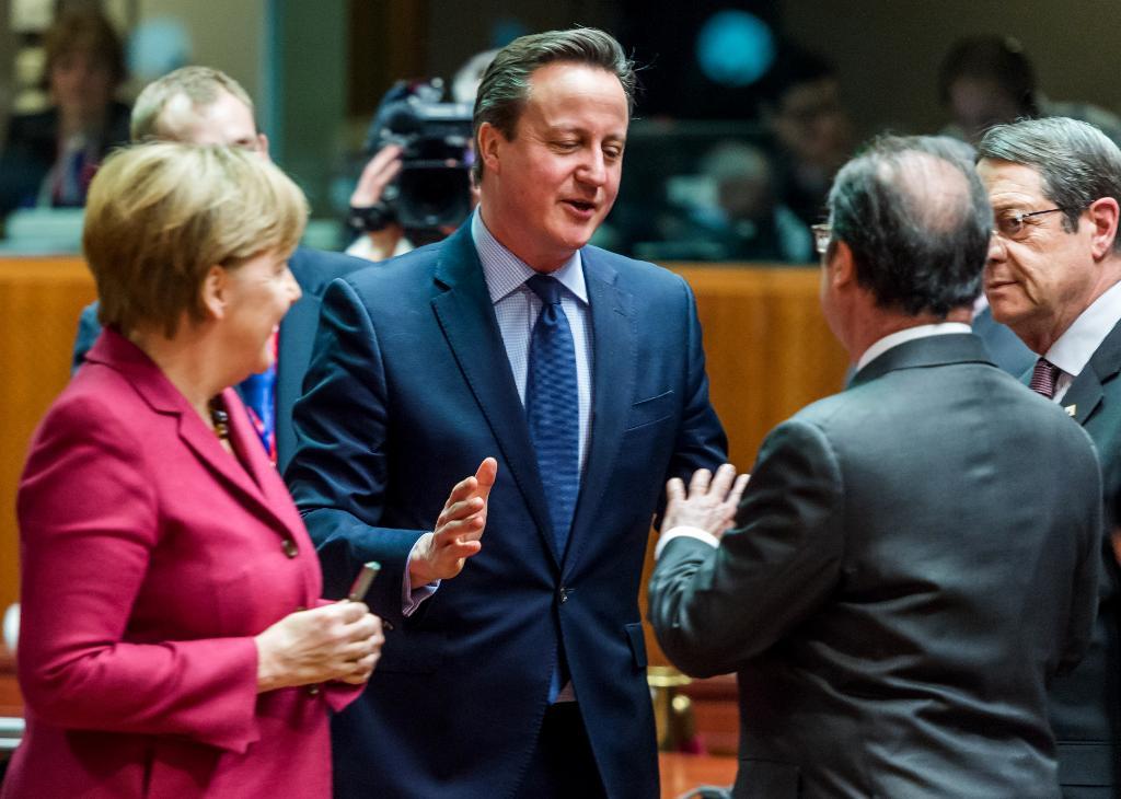 Tysklands Angela Merkel, Storbritanniens David Cameron, Frankrikes François Hollande och Cyperns Nicos Anastasiades i Bryssel. (Foto: Geert Vanden Wijngaert)