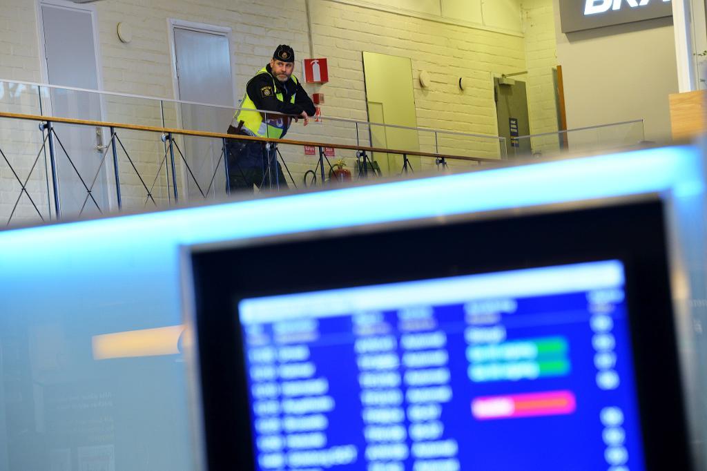 Polisen har stärkt sin bevakning av svenska flygplatser. Men resenärerna kommer inte att beröras. (Foto: Johan Nilsson/TT)
