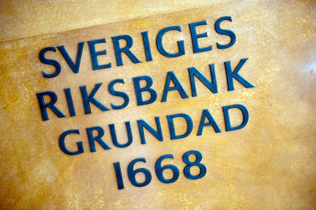 Riksbanken, en av världens äldsta centralbanker, är i fokus sedan Stefan Ingves utlovar omprövning. (Foto: Maja Suslin / TT-arkivbild)