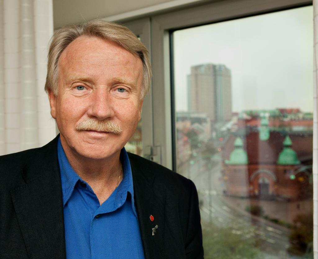 Ilmar Reepalu (S), tidigare kommunalråd Malmö, har regeringens uppdrag att utreda vinster i välfärden. (Foto: Drago Prvulovic /TT-arkivbild)