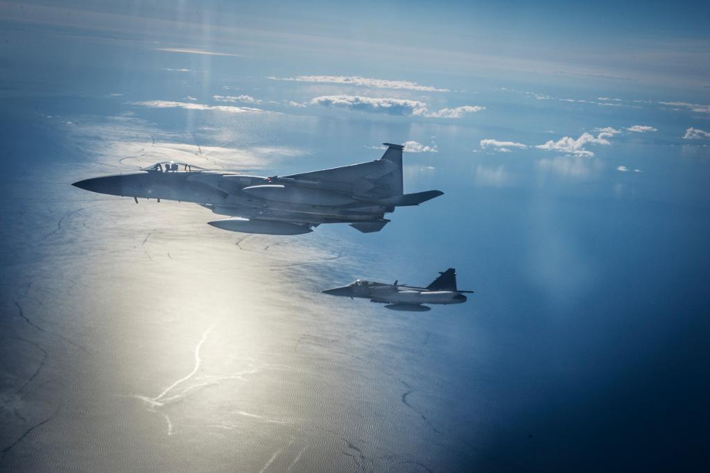 Sverige övar tillsammans med Nato över Östersjön. (Foto: Yvonne Åsell/SvD/TT)