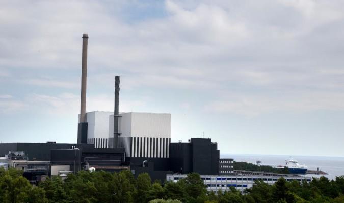 Framtiden för kärnkraftverken på Simpevarpshalvön utanför Oskarshamn avgörs bland annat av effektskatten. (Foto: Adam Ihse /TT-arkivbild)