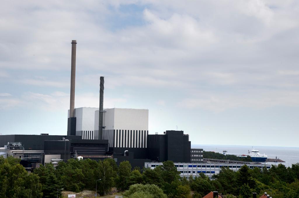 Framtiden för kärnkraftverken på Simpevarpshalvön utanför Oskarshamn avgörs bland annat av effektskatten. (Foto: Adam Ihse /TT-arkivbild)