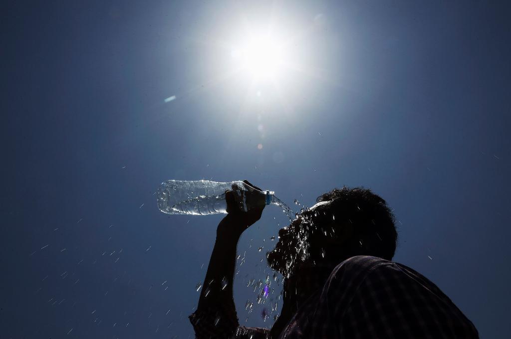 Det är 14:e månaden i rad som det globala värmerekordet bryts. (Foto: Mahesh Kumar A./AP/TT-arkivbild)