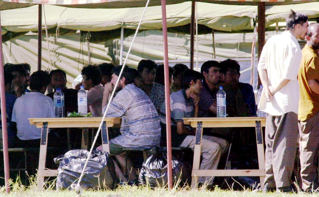 Läcka dokument visar på missförhållanden i Australiens flyktingläger i Nauru. (Foto: Rick Rycroft /AP/TT-arkivbild)