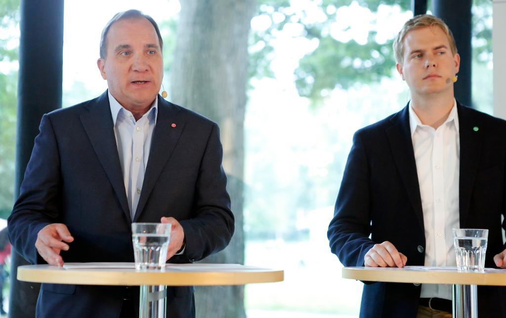 Statsminister Stefan Löfven (S) och utbildningsminister Gustav Fridolin (MP) vid ett tidigare tillfälle. (Foto: Christine Olsson/TT)