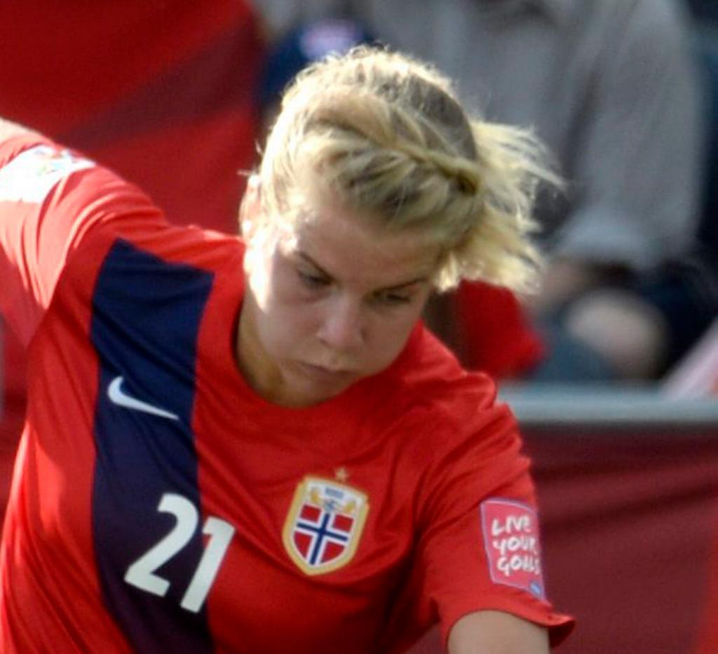 Ada Hegerberg, utsedd till Europas bästa fotbollsspelare. Arkivbild. (Foto: Adrian Wyld/AP/TT)